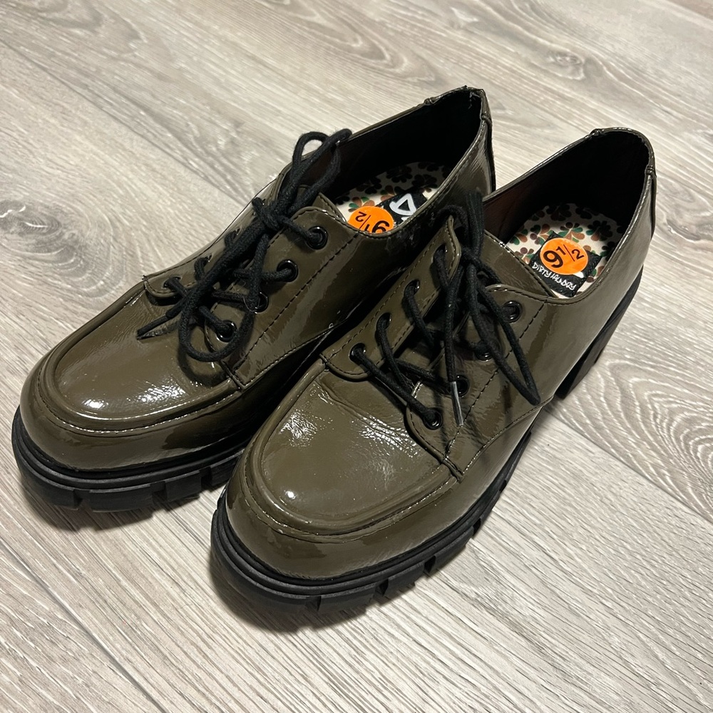 Dirty Laundry lace up oxfords